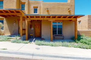 Aldea Townhouse