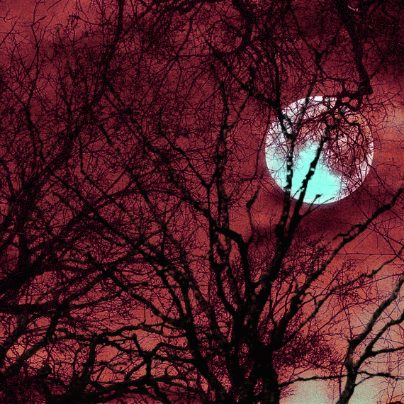 full_moon_alt_red